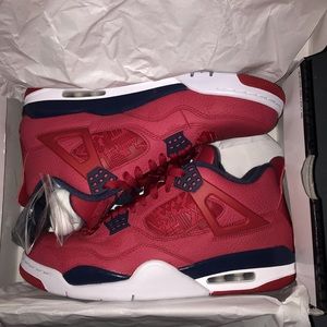 Air Jordan 4 Retro